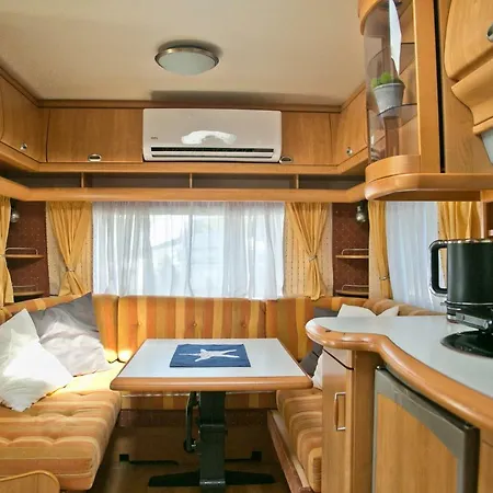 Family Caravans | Holiday park *