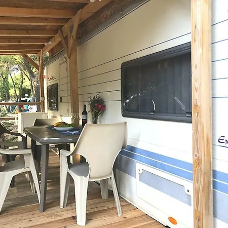 Family Caravans | Holiday park *