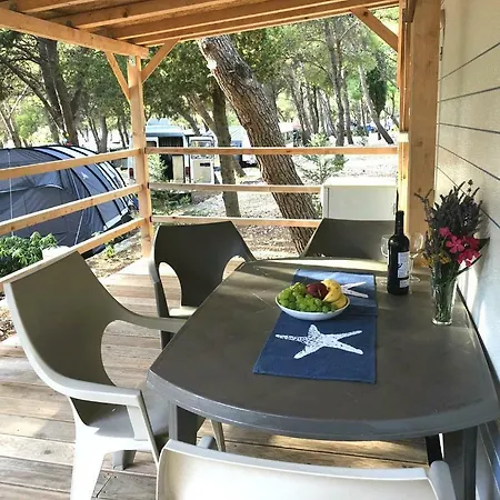 Holiday park Family Caravans | Primosten